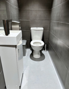 Pret A Manger Toilet Cubicle with ThriiTap+
